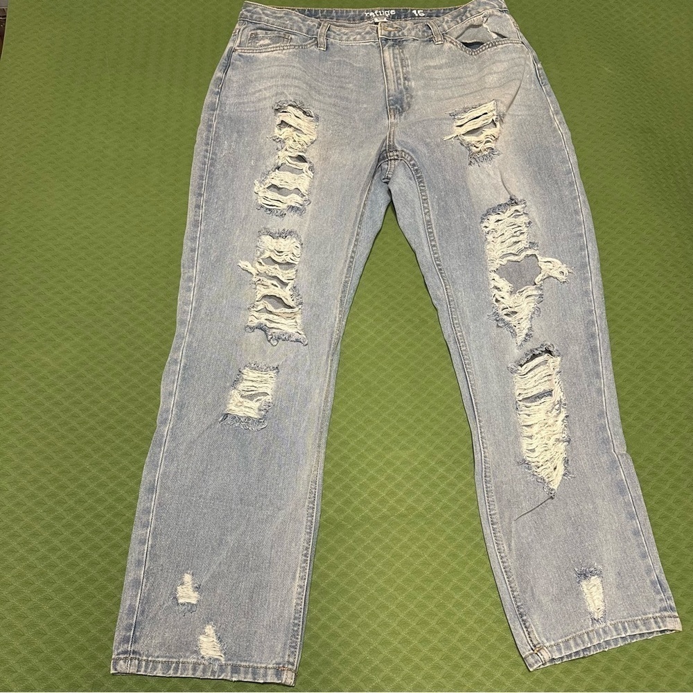 REFUGE Denim Distressed Boyfriend Relaxed Mid Rise Blue Jeans Size 15